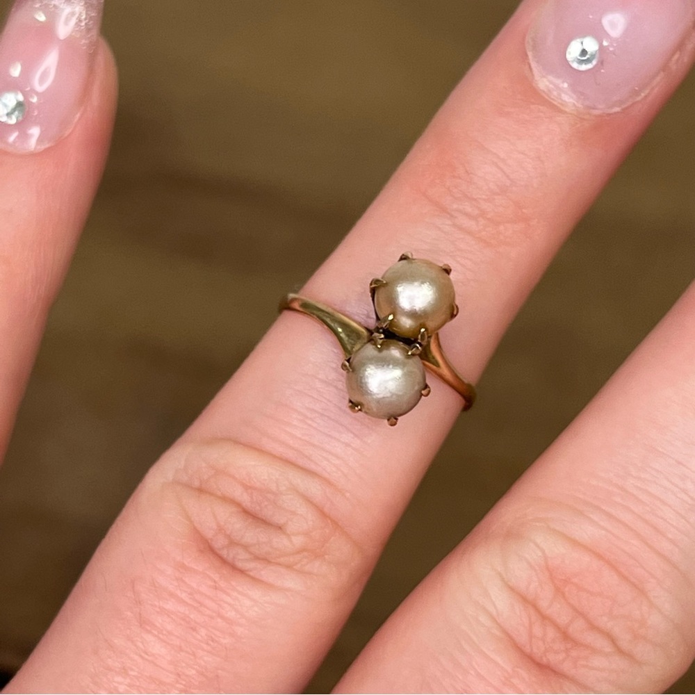 SOLD 10K Yellow Gold Pearl Bypass Ring